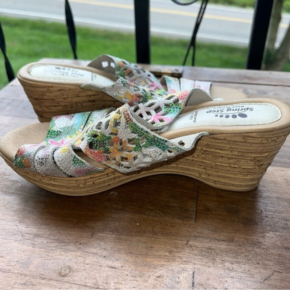 Spring Step Viniko Floral Cutout Wedge Slides Womens Sz 7M - Picture 7 of 11